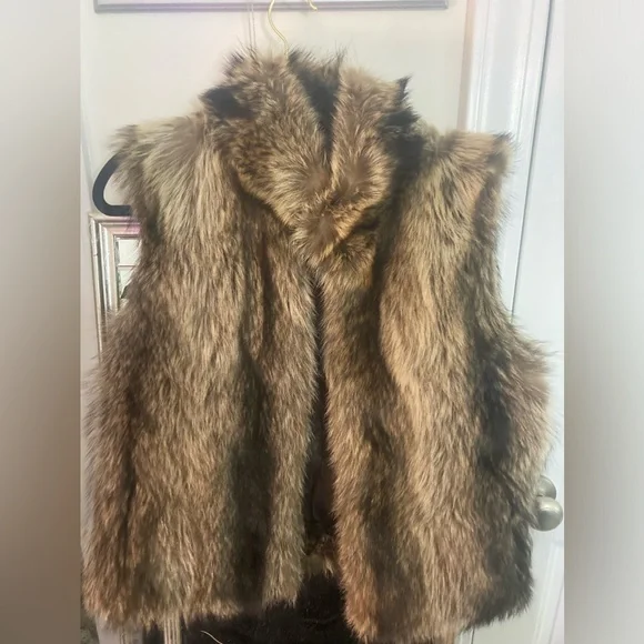 Michael kors coyote fur vest large